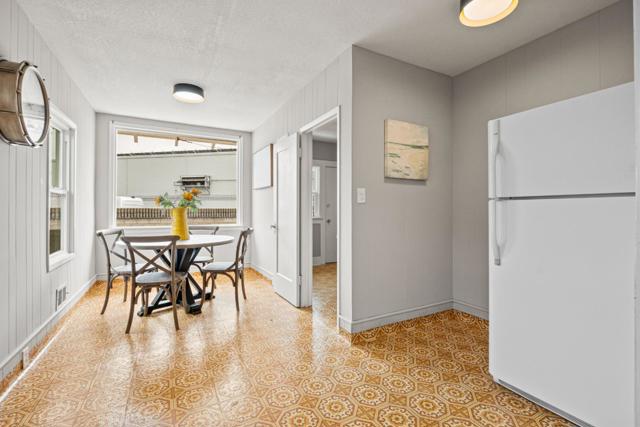 417 Belleville Boulevard, Half Moon Bay CA: https://media.crmls.org/mediaz/10a94da9-949b-442d-b2f8-6882d991776b.jpg