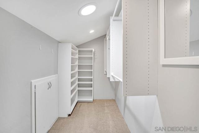 8060 Lemon Ave, La Mesa CA: https://media.crmls.org/mediaz/10a9607c-cf54-4de6-8428-d583a2be494e.jpg