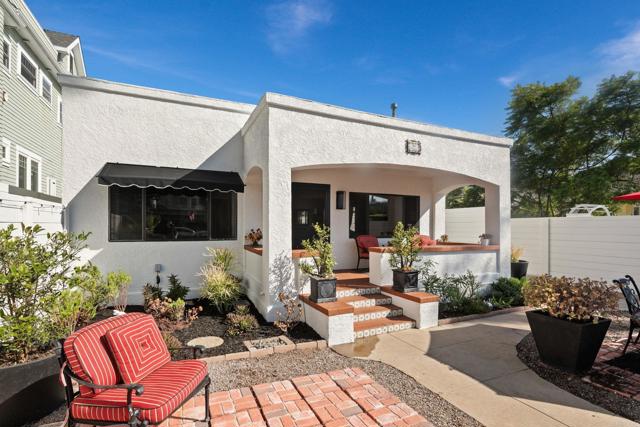 Detail Gallery Image 6 of 34 For 853 C Ave, Coronado,  CA 92118 - 4 Beds | 2 Baths