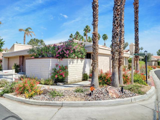 35738 Calle Montigo, Cathedral City CA: https://media.crmls.org/mediaz/10ab6755-e0d8-4e30-b68a-449c49b8d14b.jpg