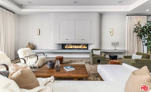 Drew Fenton | 324 S Medio Drive Los Angeles CA | MLS: 7084103