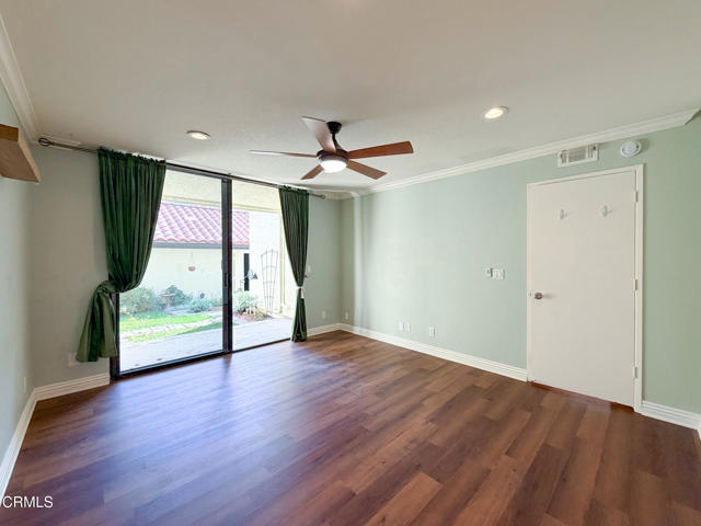 Detail Gallery Image 21 of 41 For 2262 Martinique Ln, Oxnard,  CA 93035 - 2 Beds | 2 Baths