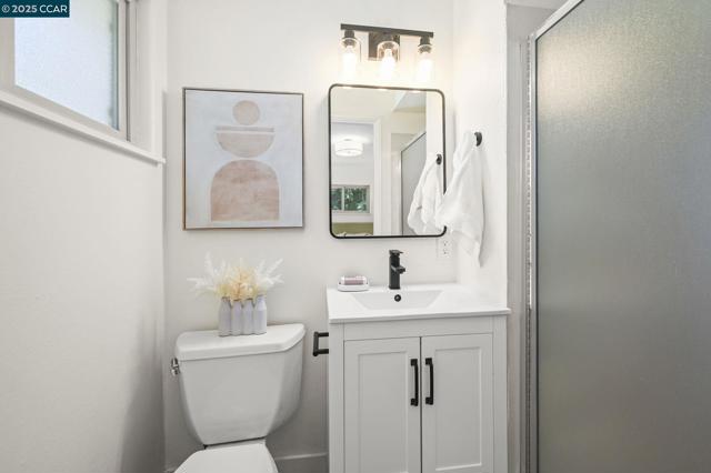 241 Lombardi Cir, Walnut Creek CA: https://media.crmls.org/mediaz/10ac49da-65fe-4ef7-ae7a-854e1a7a09d7.jpg