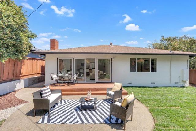 3431 Fleetwood Drive, San Bruno CA: https://media.crmls.org/mediaz/10ac89a8-2c0b-427f-9557-6bd2b85b87bb.jpg