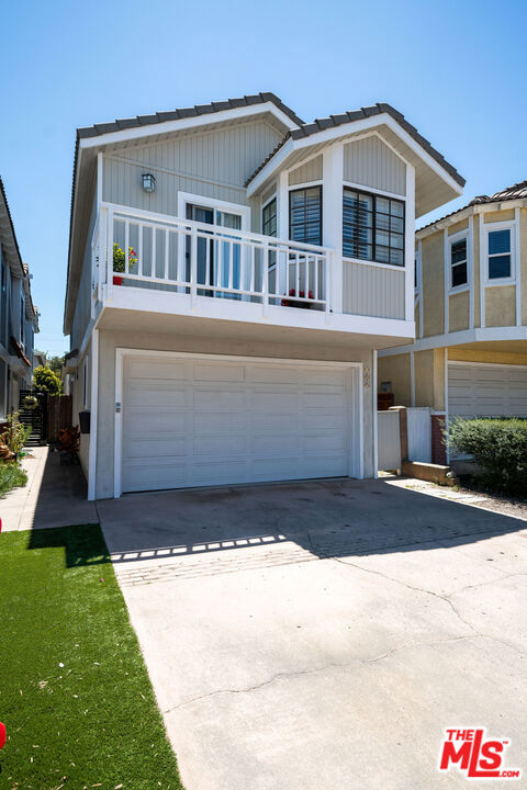 1628 HAYNES Lane, Redondo Beach, California 90278, 3 Bedrooms Bedrooms, ,2 BathroomsBathrooms,Residential,Sold,HAYNES,22156151