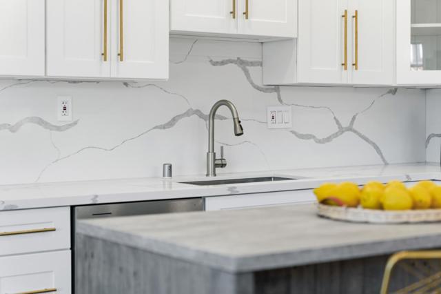 1257 Laurel Avenue, East Palo Alto CA: https://media.crmls.org/mediaz/10acc6ed-dbb2-4959-ac75-ccf7056ae3bb.jpg