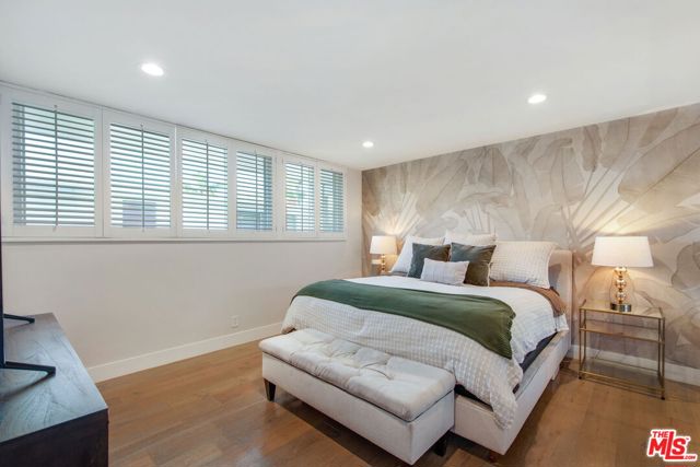 5326 Fairview Boulevard, Los Angeles CA: https://media.crmls.org/mediaz/10acc8c5-5129-4335-af08-226dacf93156.jpg