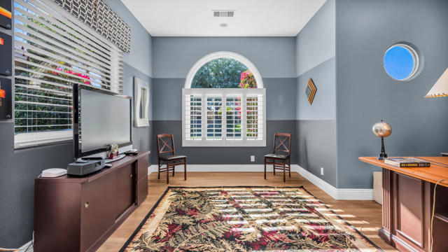 97 Via Bella, Rancho Mirage CA: https://media.crmls.org/mediaz/10aebbff-744f-4da9-9d05-b49e38483305.jpg