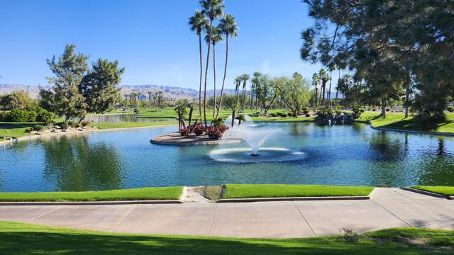 37261 Medjool Avenue, Palm Desert CA: https://media.crmls.org/mediaz/10af8eca-8006-4d4c-8e2c-adbd892a9259.jpg