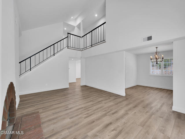 3950 United Road, Agoura Hills CA: https://media.crmls.org/mediaz/10afaaa9-7d2d-4783-ab3c-2b9708f0b0f6.jpg