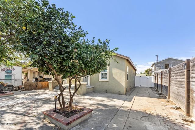 Detail Gallery Image 12 of 50 For 1129 La Puerta St, Los Angeles,  CA 90023 - 3 Beds | 1 Baths