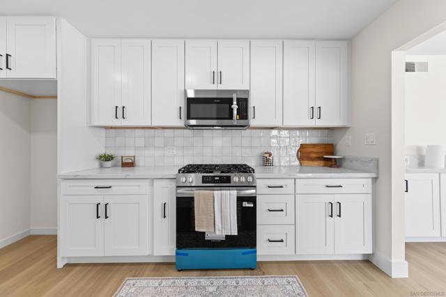 1267 Sonoma Ct, Chula Vista CA: https://media.crmls.org/mediaz/10b01ecf-0795-4194-9525-fdddc55aca38.jpg