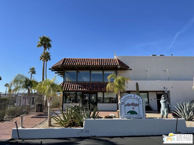 Image 26 of 30 For 64291 Spyglass Avenue 10