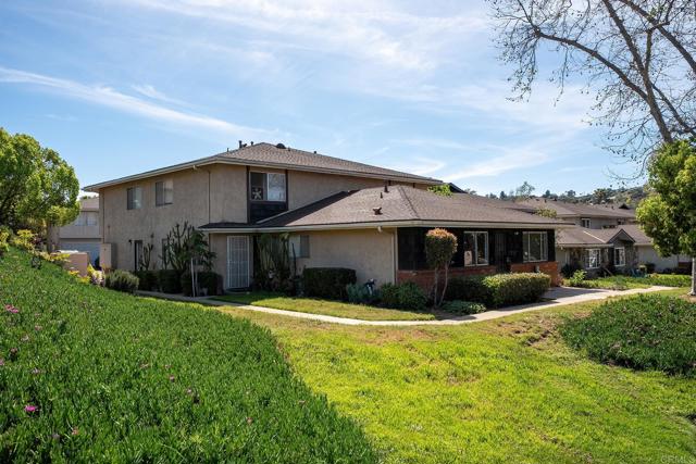 Detail Gallery Image 18 of 19 For 12167 Wintercrest Dr #1,  Lakeside,  CA 92040 - 2 Beds | 1 Baths