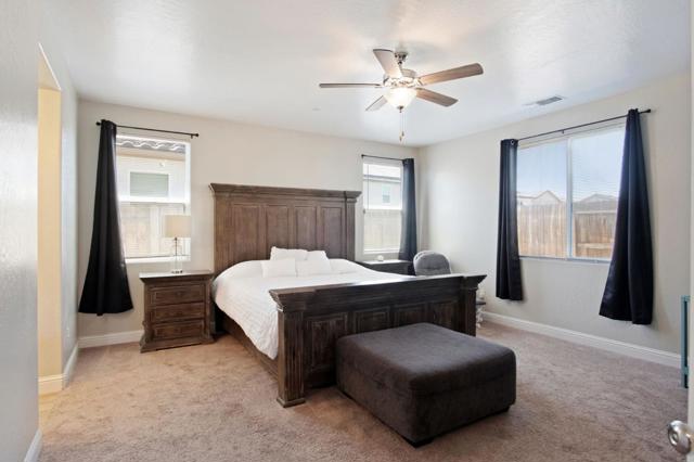 2040 Edwards Street, Los Banos CA: https://media.crmls.org/mediaz/10b2a888-3bef-49dc-958f-c7a9f9cb734d.jpg