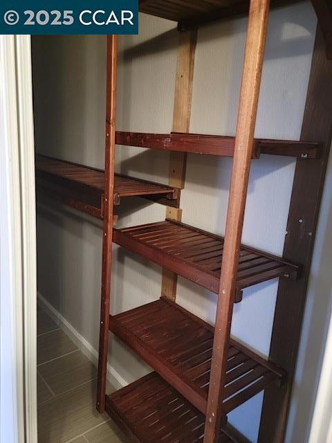 473 Cork Harbour Cir, Redwood City CA: https://media.crmls.org/mediaz/10b2f70f-51e6-4369-8a97-a6518c1fd01d.jpg