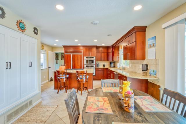 19608 Brentwood Court, Prunedale CA: https://media.crmls.org/mediaz/10b2faa2-54c9-450e-b392-250c138b6a9b.jpg