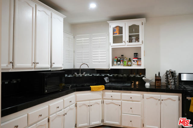1819 W 129th Street, Gardena CA: https://media.crmls.org/mediaz/10b31b53-7e90-4f98-bd05-0da95d2c6021.jpg