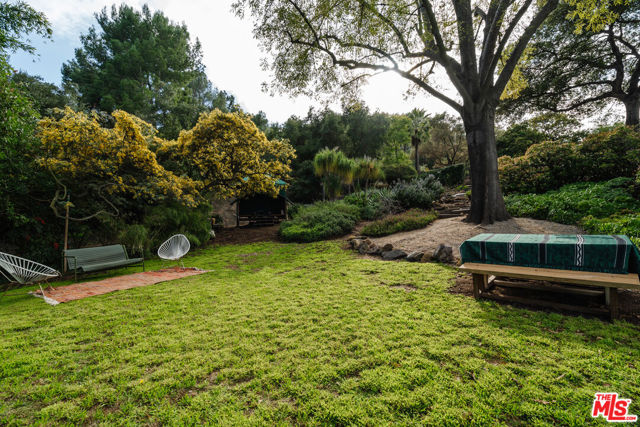 2002 Tuna Canyon Road, Topanga CA: https://media.crmls.org/mediaz/10b353a9-459f-4f2d-b667-4613138cfd89.jpg