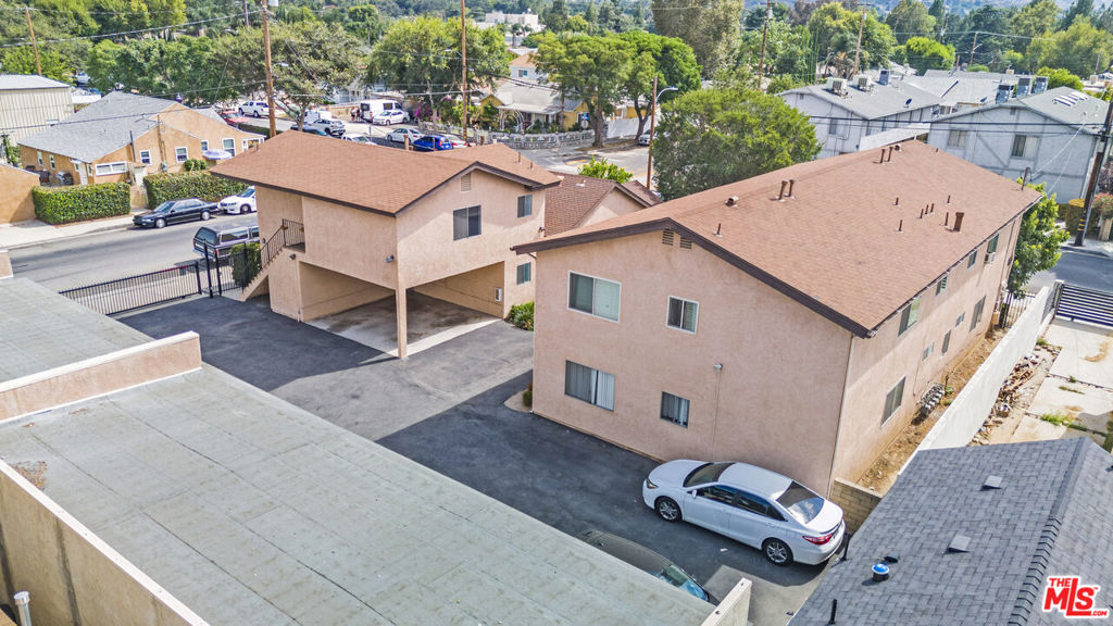 MLS #26866915 image #2