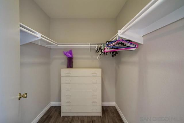 4175 Porte de Merano, San Diego CA: https://media.crmls.org/mediaz/10b68945-5cf7-4816-af6a-f7e7f3873383.jpg
