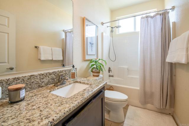 6508 Friendly Place, Carlsbad CA: https://media.crmls.org/mediaz/10b82529-bc51-4ce9-afef-535dfb0c00ee.jpg