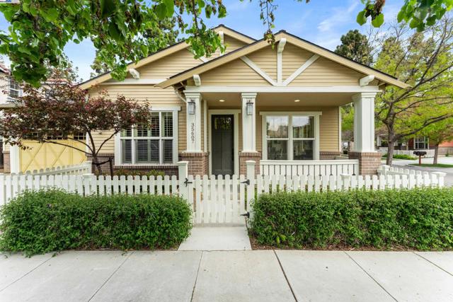 35607 Embassy Common, Fremont CA: https://media.crmls.org/mediaz/10b8793b-ee87-4400-ba7d-3decddc7312b.jpg