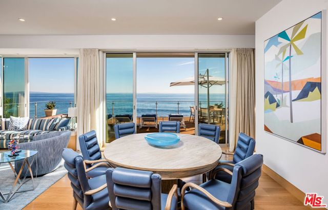24380 Malibu Road, Malibu CA: https://media.crmls.org/mediaz/10b8ea1c-fa6c-4ff5-a441-4585effba0e5.jpg