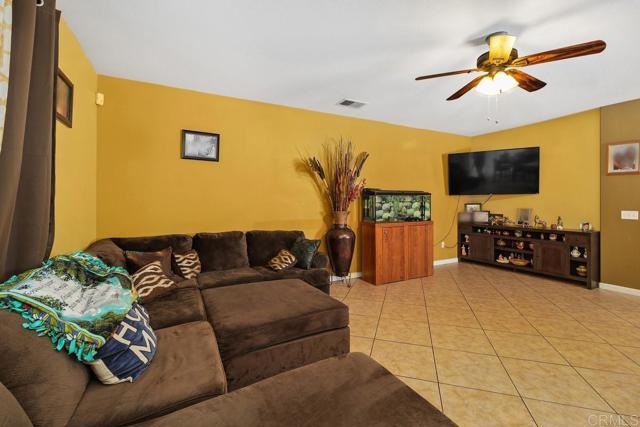 1643 Casper Road, San Jacinto CA: https://media.crmls.org/mediaz/10b991c7-c369-41d6-84a2-17a0eb997674.jpg
