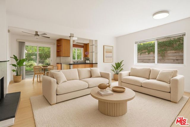 631 Pier Avenue, Santa Monica CA: https://media.crmls.org/mediaz/10ba304e-4c8f-411b-ac07-566ca950eb64.jpg