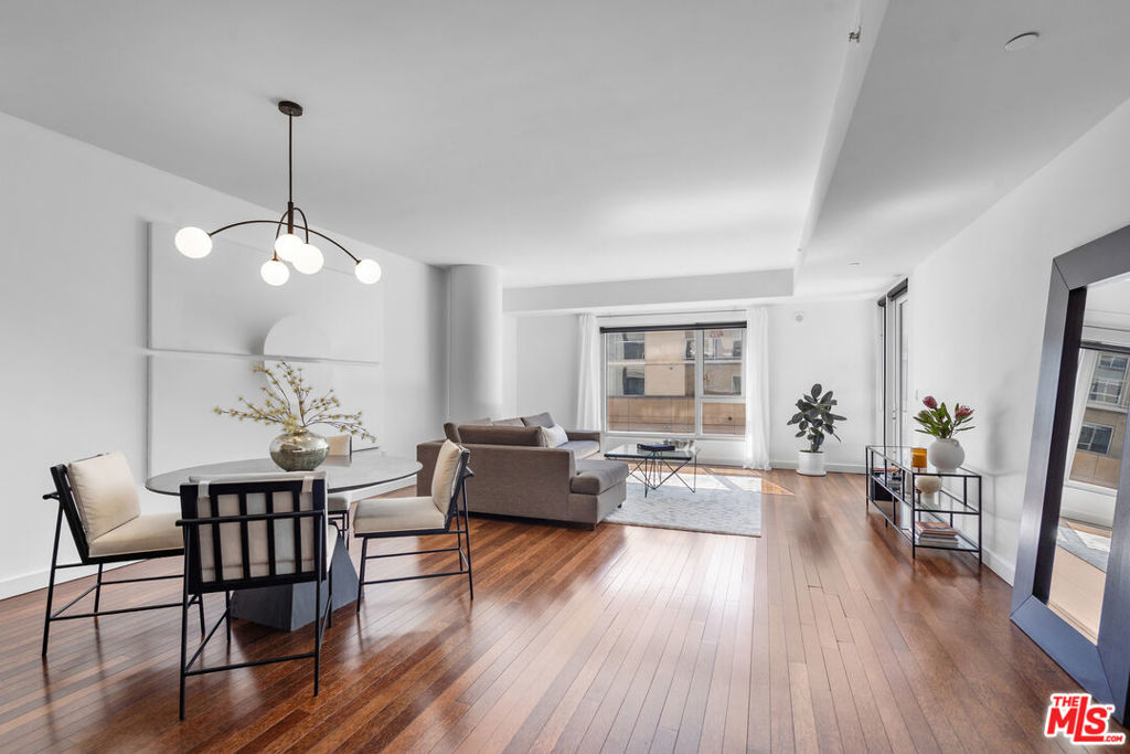 6250 Hollywood Boulevard #7K