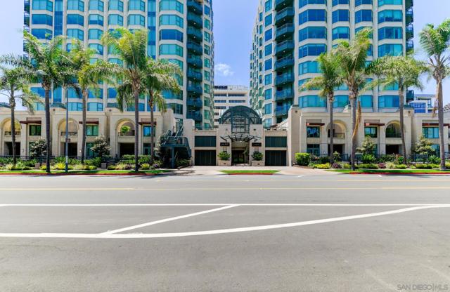 2500 6Th Ave, San Diego CA: https://media.crmls.org/mediaz/10bdc362-a0c8-4eda-907e-afea30a3e5d0.jpg