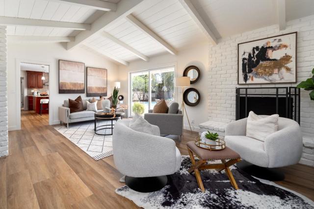 20722 Verde Vista Lane, Saratoga CA: https://media.crmls.org/mediaz/10bdd2ab-3a72-41e6-b5de-39a5365e416c.jpg