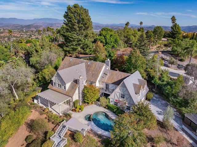 5 Rolling View Lane, Fallbrook, California 92028, 5 Bedrooms Bedrooms, ,5 BathroomsBathrooms,Single Family Residence,For Sale,Rolling View Lane,240024533SD