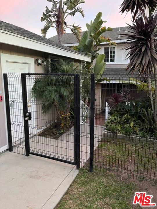 7830 West 83rd Street photo 55