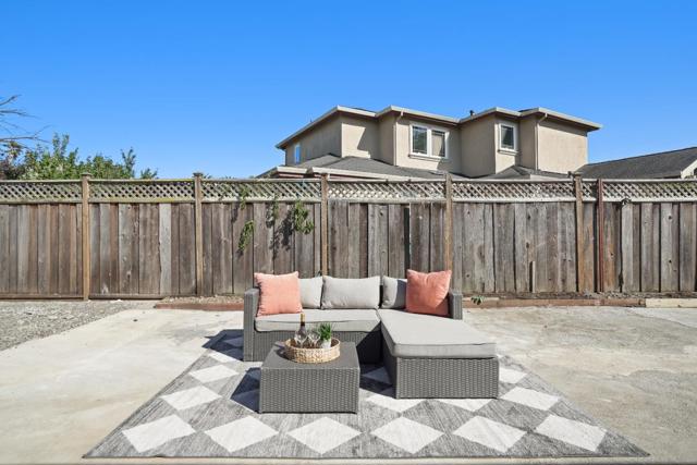 1016 E Santa Inez Avenue, San Mateo CA: https://media.crmls.org/mediaz/10bfc656-c668-4efe-ac16-fb46a05fa077.jpg