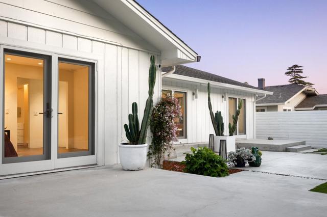 518 King Street, Santa Cruz CA: https://media.crmls.org/mediaz/10c019b8-238b-4456-8be5-faececb38b62.jpg