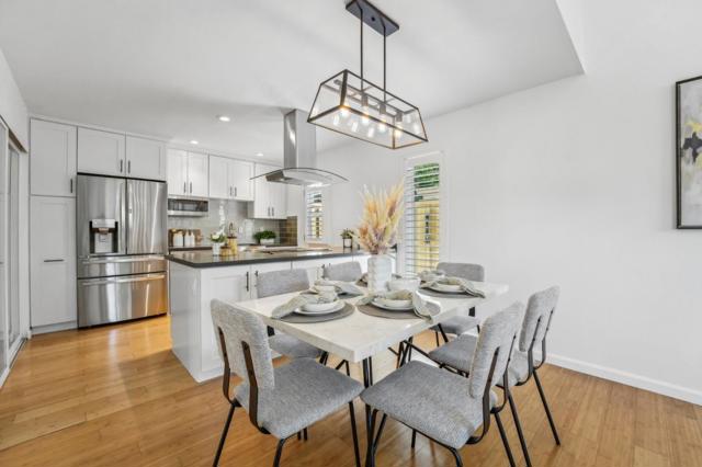 125 Connemara Way, Sunnyvale CA: https://media.crmls.org/mediaz/10c02366-d251-43d1-a35c-c2d7ae699d0e.jpg