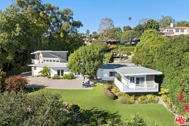 Drew Fenton | 11215 W Sunset Boulevard Los Angeles CA | MLS: 7520415 Drew Fenton | 11215 W Sunset Boulevard Los Angeles CA | MLS: 7520415