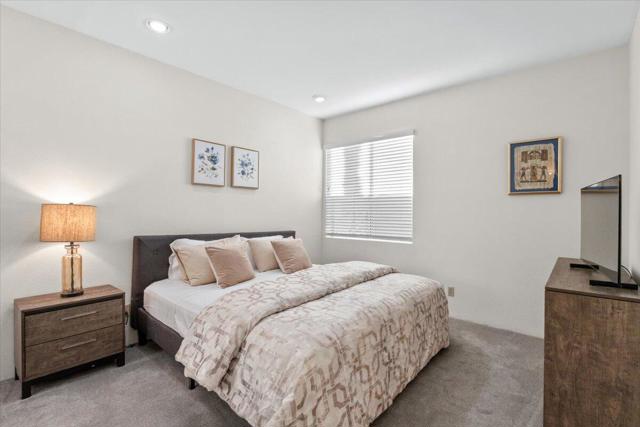 55566 Southern, La Quinta CA: https://media.crmls.org/mediaz/10c1af20-803b-4861-9bbe-70bacaa058ae.jpg