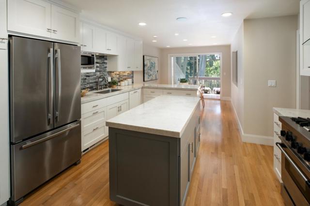 1330 Trinity Drive, Menlo Park CA: https://media.crmls.org/mediaz/10c1bc8f-bde1-45f8-9c43-2054e6a37497.jpg