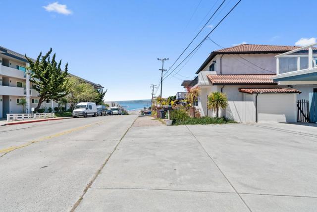 247 Rio Del Mar Boulevard, Aptos CA: https://media.crmls.org/mediaz/10c2aa39-3086-41b5-8111-444bbac865a0.jpg