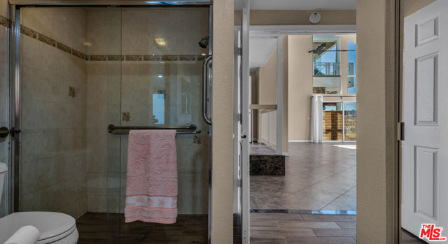 16661 Carousel Lane, Huntington Beach CA: https://media.crmls.org/mediaz/10c2f41c-6116-4312-b1c3-0b7224dd6c78.jpg