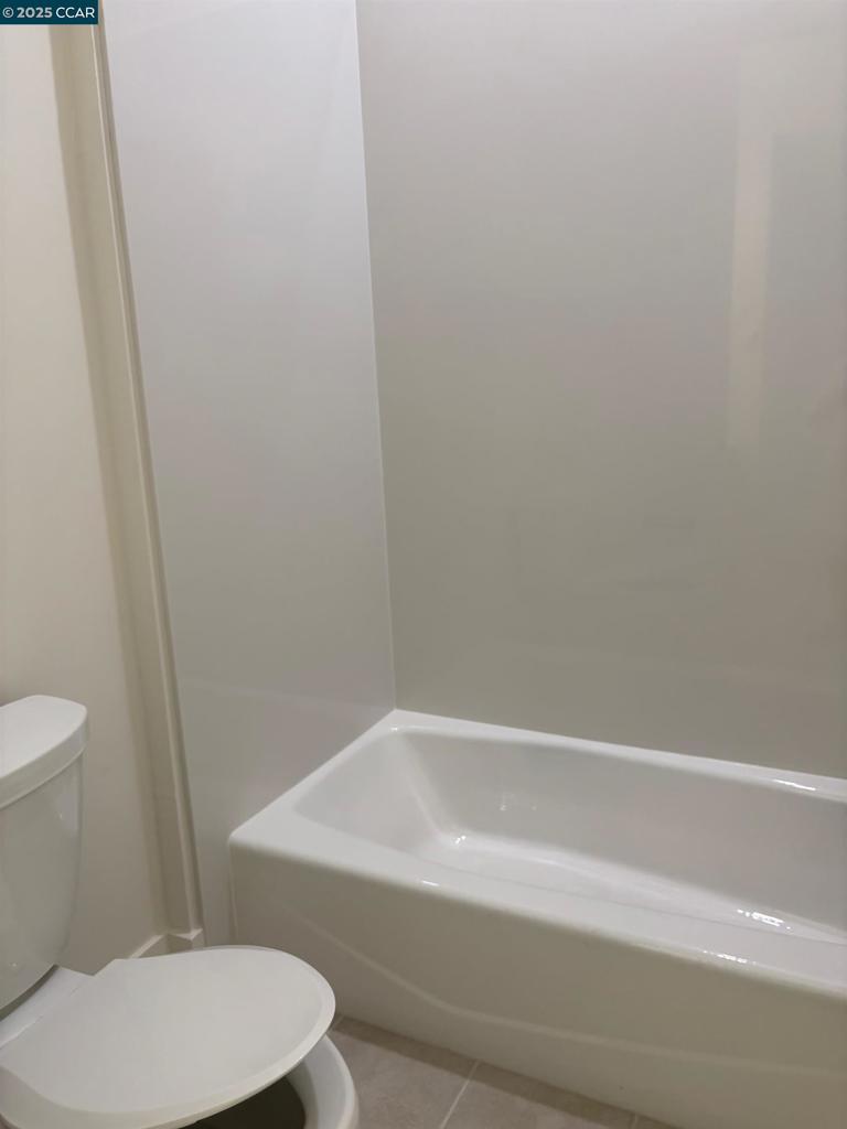 https://media.crmls.org/mediaz/10c32a4a-e6d4-49ab-8415-7c93dd310f5c.jpg?preset=X-Large