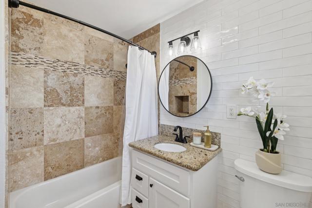 619 Parker St, Oceanside CA: https://media.crmls.org/mediaz/10c3bf02-55ac-4e3e-bd7a-018720751f15.jpg