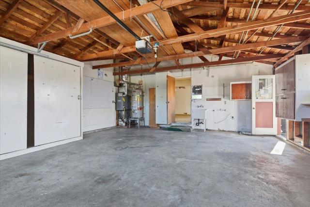 236 S Claremont Avenue, San Jose CA: https://media.crmls.org/mediaz/10c3c738-cd6c-44a0-a7a9-b3c2a8a33ca7.jpg