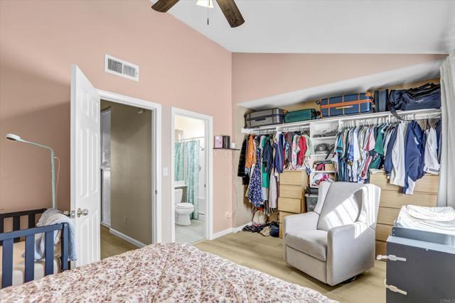 Detail Gallery Image 13 of 27 For 2102 Kings View Cir, Spring Valley,  CA 91977 - 2 Beds | 2/1 Baths