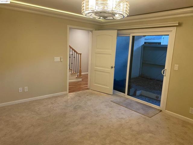 190 Cleaveland Rd, Pleasant Hill CA: https://media.crmls.org/mediaz/10c49a03-b660-480f-9eab-2c27ce0d7052.jpg
