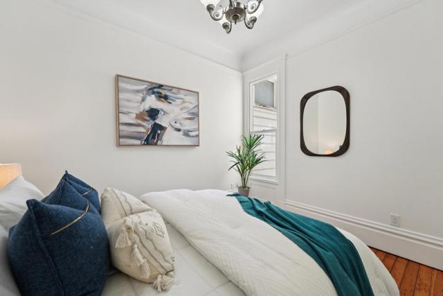 1212 Alabama Street, San Francisco CA: https://media.crmls.org/mediaz/10c4bf5b-8c95-43cb-b5dc-9dfe8f668f73.jpg