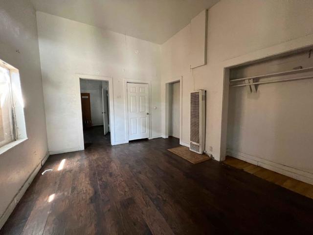 Image 7 of 11 For 933 Madison Street
